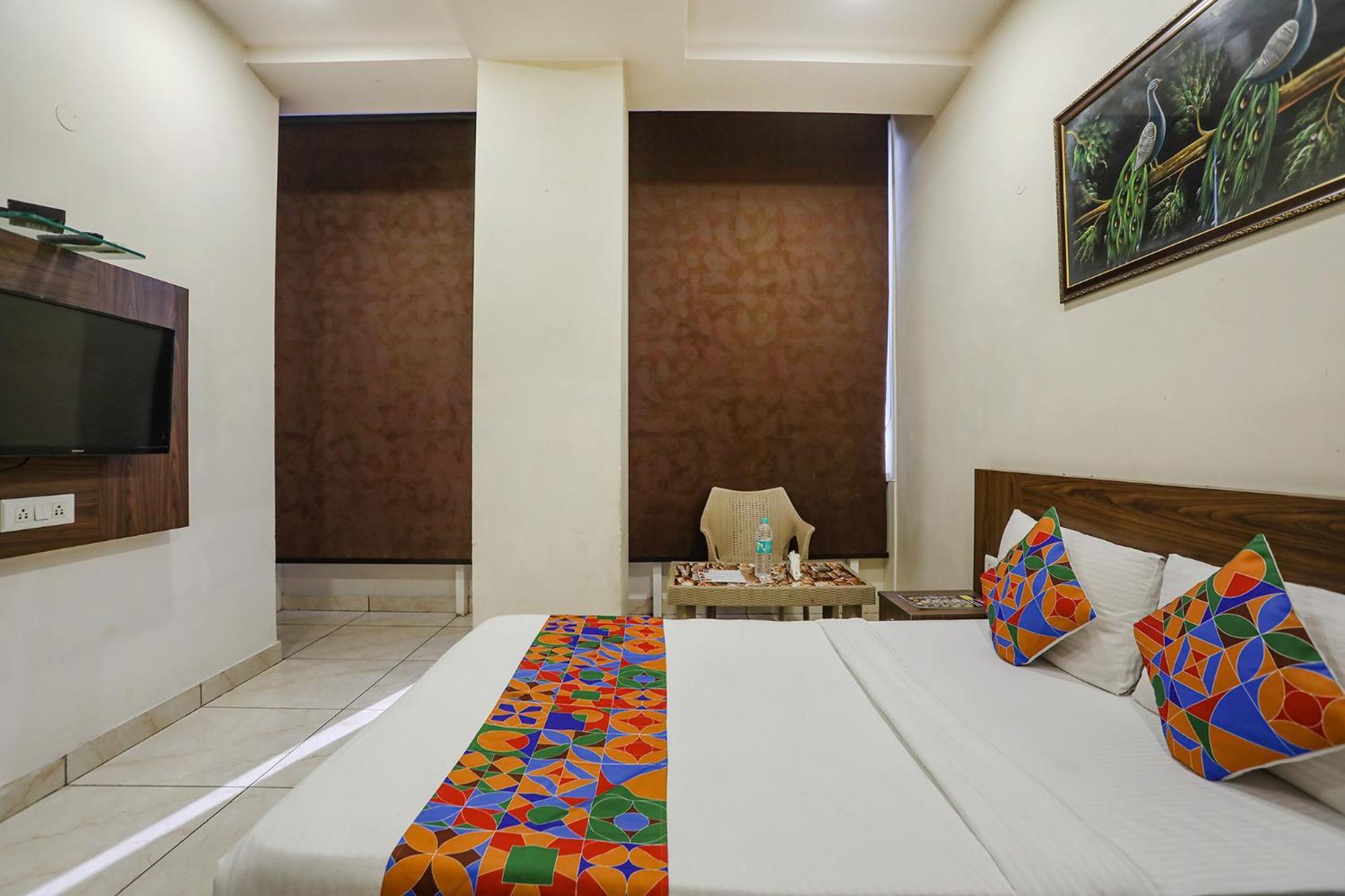 Hotel Fabexpress Heart
